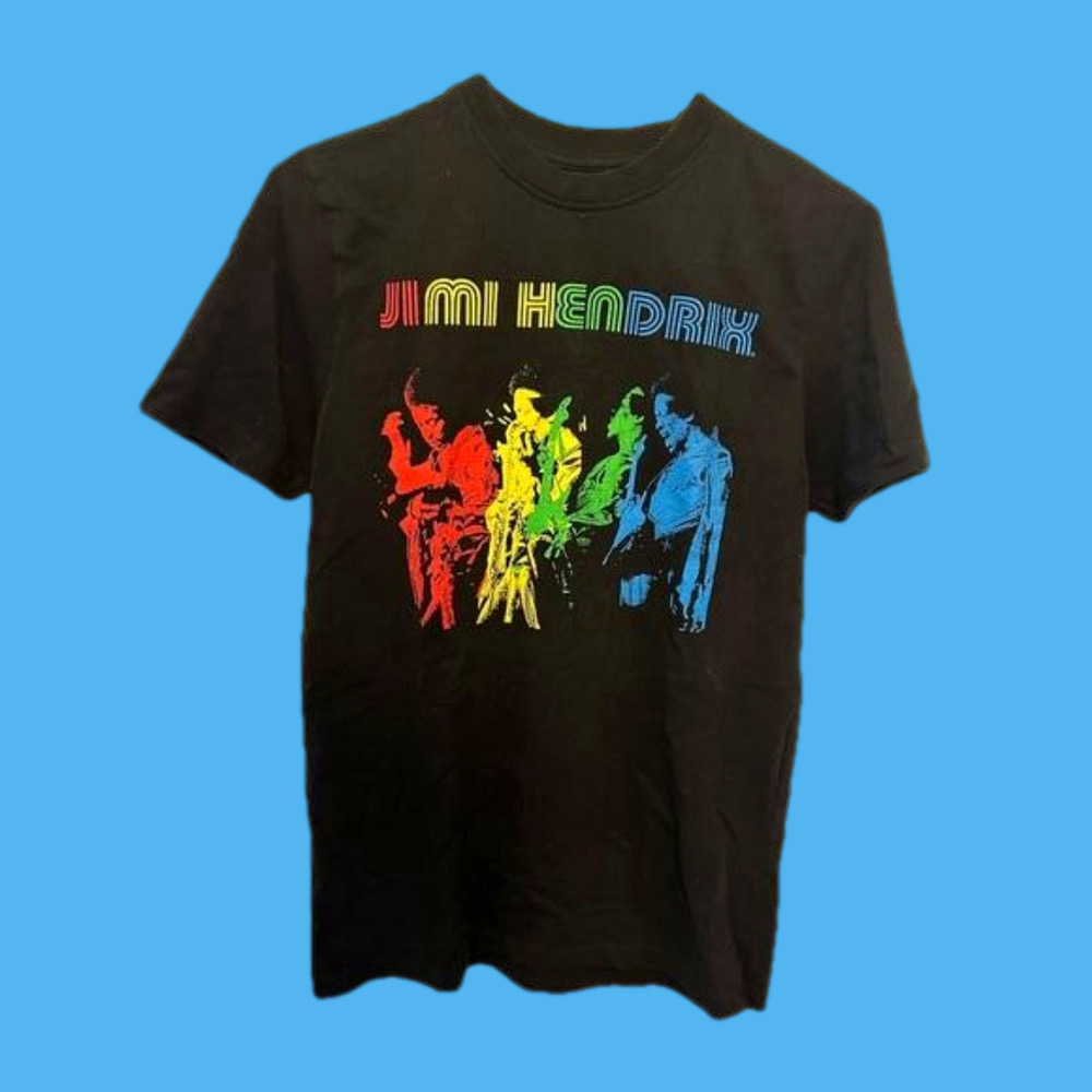 Jimi Hendrix t-shirt. Size medium but fits more like a small. Great shirt.
